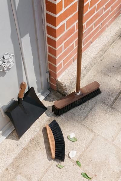 Andree Jardin Heritage Ash wood Black Dustpan - Image 4