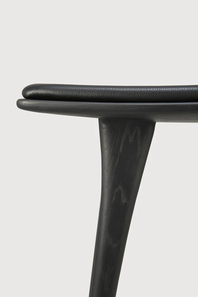 Osso Counter Stool, Varnished Oak, Black with Black Leather Seat - Image 10