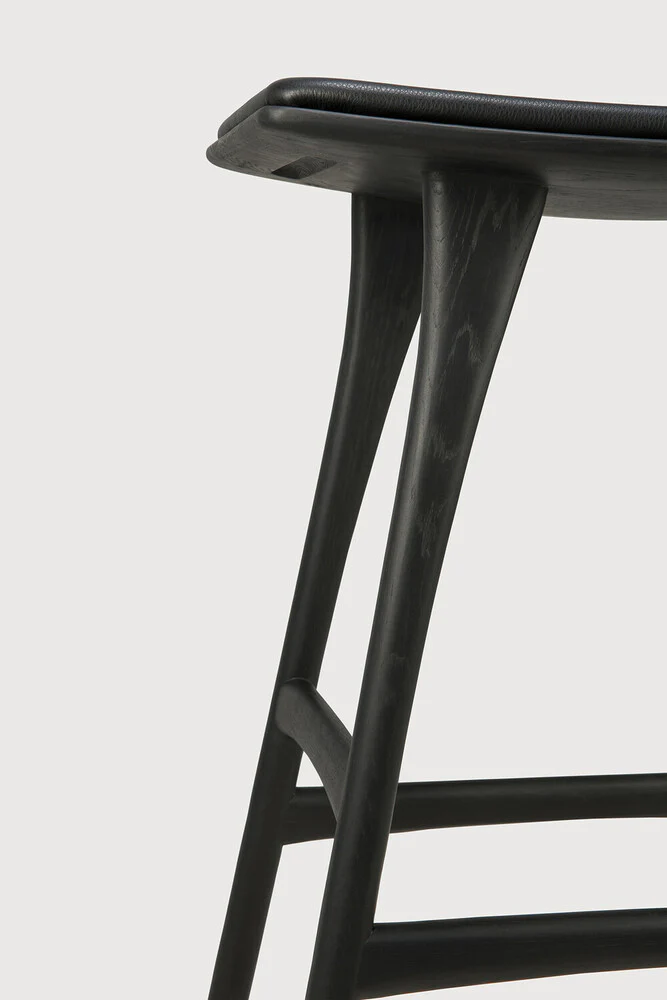 Osso Counter Stool, Varnished Oak, Black with Black Leather Seat - Image 8