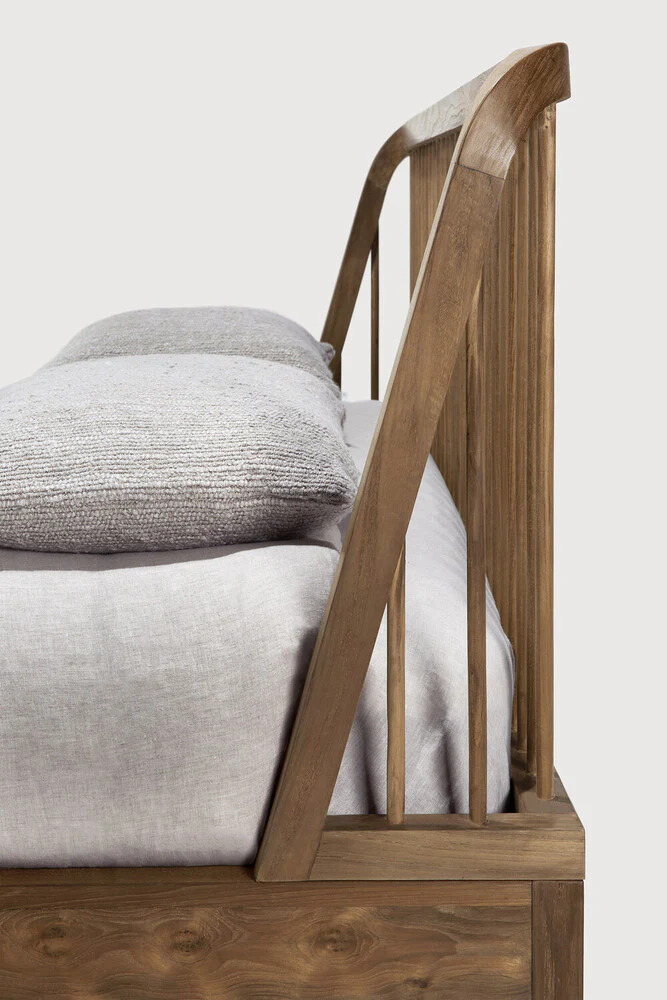 Spindle Solid Reclaimed Teak Bed, King - Image 3