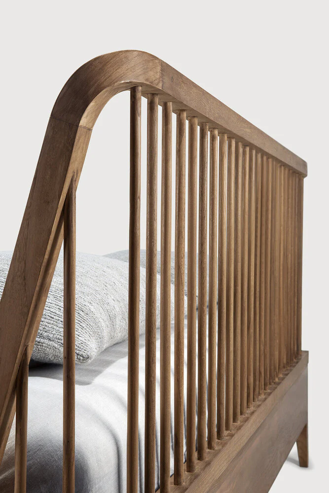 Spindle Solid Reclaimed Teak Bed, King - Image 4